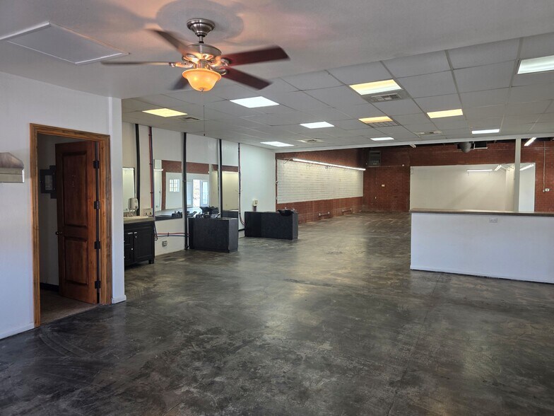 More Photos Of 6767 Adobe Rd, Twentynine Palms General Retail For Sale