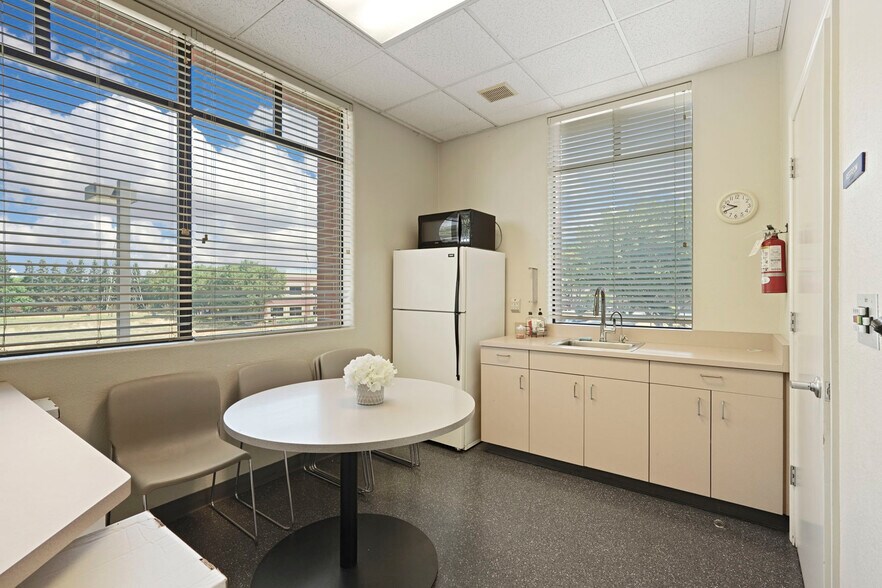 More Photos Of 3133 W March Ln, Stockton Medical For Sale