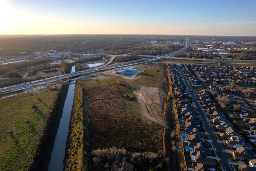 More Photos Of I-10, Baton Rouge Land For Sale