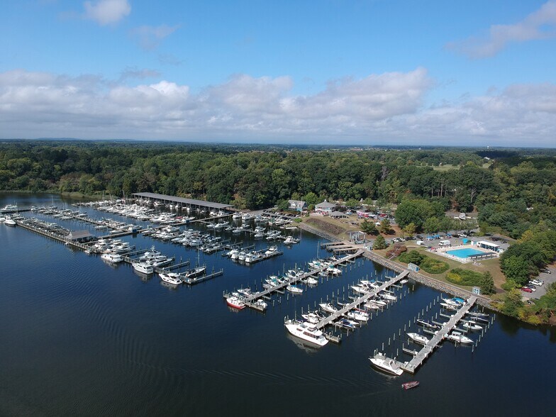 More Photos Of 150 Skipjack Rd, Georgetown Marina For Sale