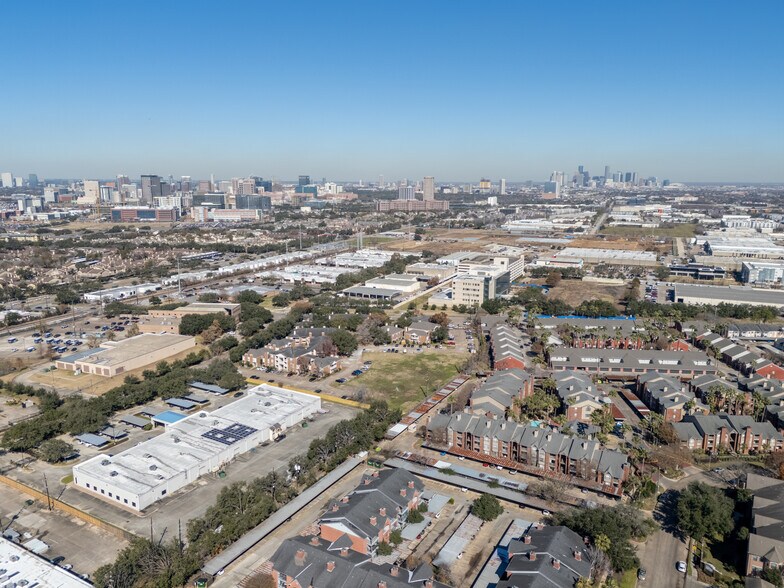 More Photos Of 2626 Holly Hall St, Houston Land For Sale