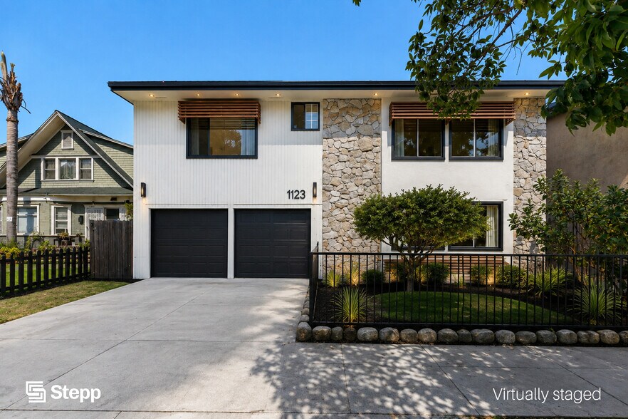 More Photos Of 1123 Cedar Ave, Long Beach Apartments For Sale