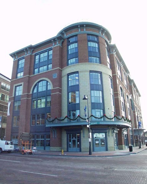 More Photos Of 191-199 W Nationwide Blvd, Columbus Office For Lease