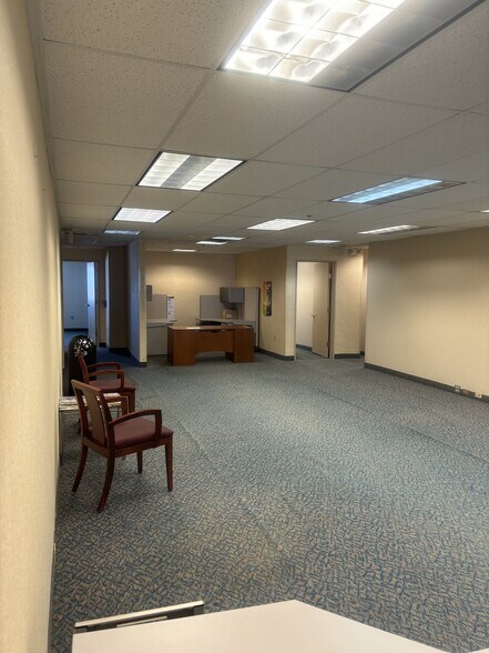 More Photos Of 2301 Scranton Rd, Cleveland Office For Lease