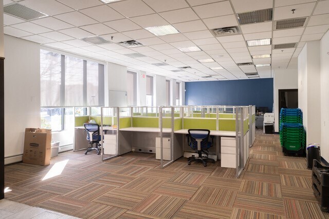 More Photos Of 100 Triangle Blvd, Carlstadt Warehouse For Lease