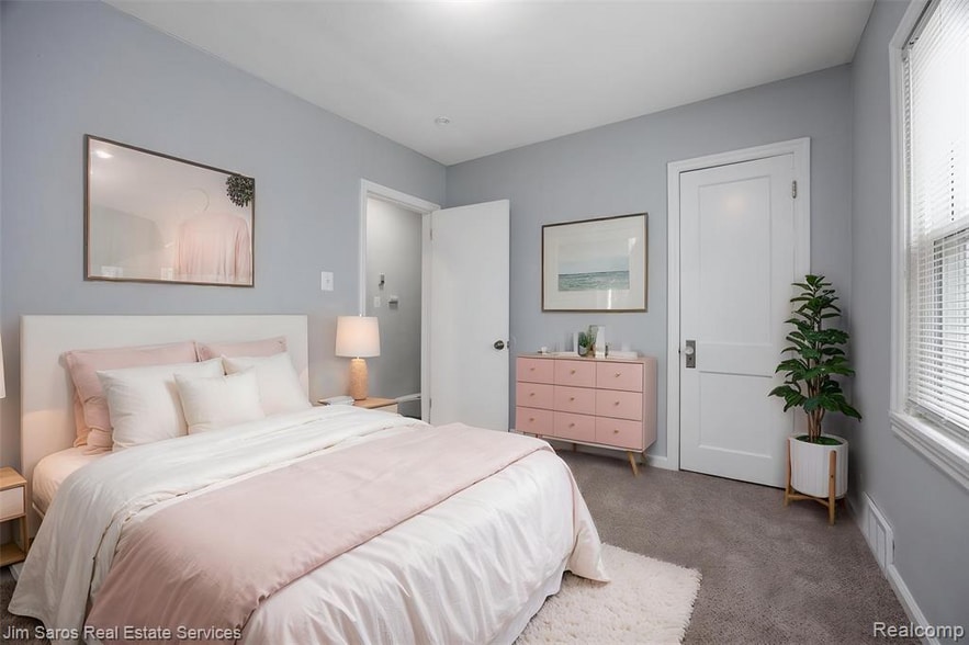 More Photos Of 22911 Hayes Ave, Eastpointe Multifamily For Sale