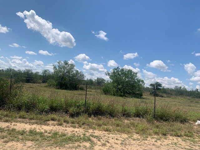 More Photos Of 398 Well Ln, Laredo Land For Sale
