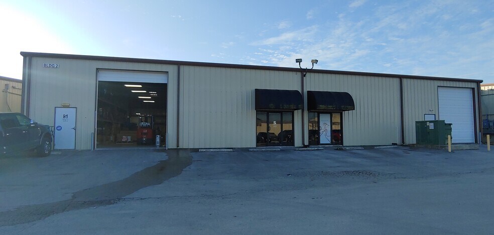 Primary Photo Of 3546 Loop 337, New Braunfels Warehouse For Lease