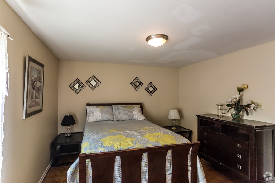 More Photos Of 1624 Northwinds Estates Dr, Saint Louis Apartments For Sale