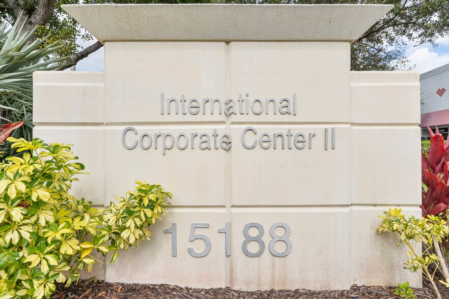 More Photos Of 15188 Park Of Commerce Blvd S, Jupiter Manufacturing For Lease