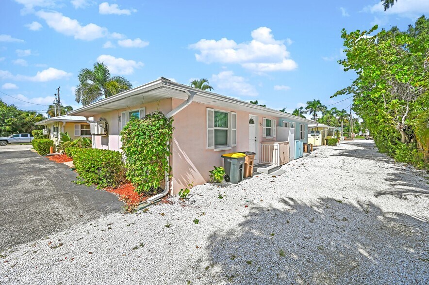 More Photos Of 306-312 Harvey St, Punta Gorda Apartments For Sale