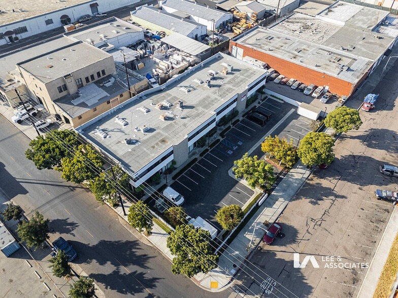 More Photos Of 620 W 16th St, Long Beach Warehouse For Lease