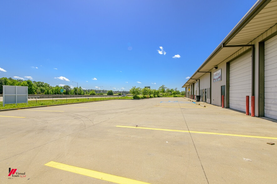 More Photos Of 4120 Metro Dr, Shreveport Warehouse For Lease