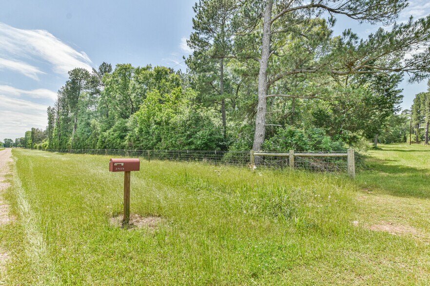 More Photos Of 29059 Sheffield Rd, Hockley Land For Sale