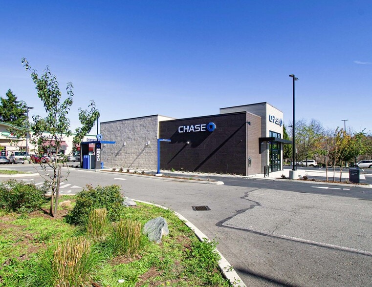 More Photos Of NWC 132nd Street SE & 16th Avenue SE, Everett Bank For Sale