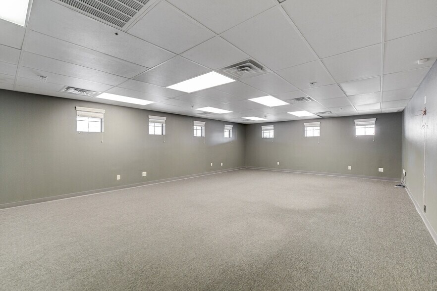 More Photos Of 3470 E Russell Rd, Las Vegas Office For Lease