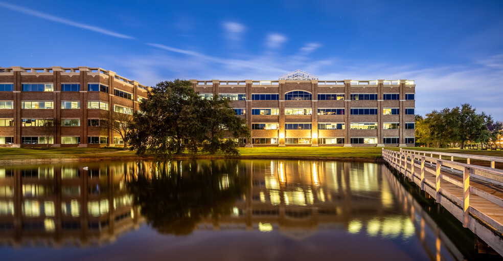 Primary Photo Of 1650 Highway 6, Sugar Land Unknown For Lease