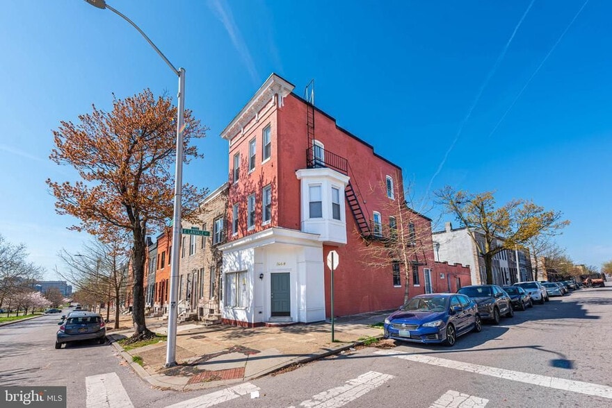 More Photos Of 1640 N Broadway, Baltimore Flex For Sale
