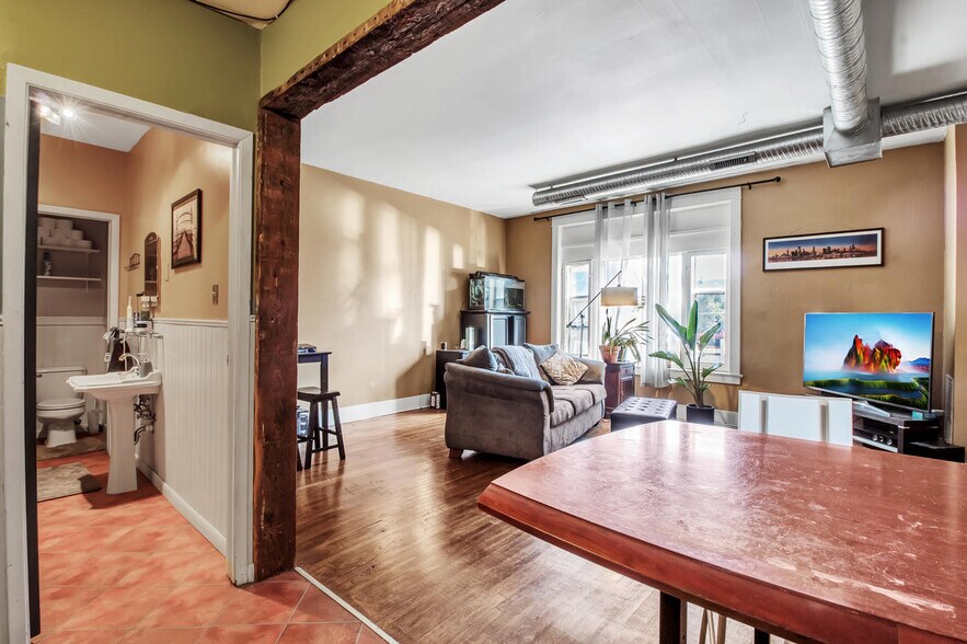 More Photos Of 212-220 Grant St, Buffalo Apartments For Lease