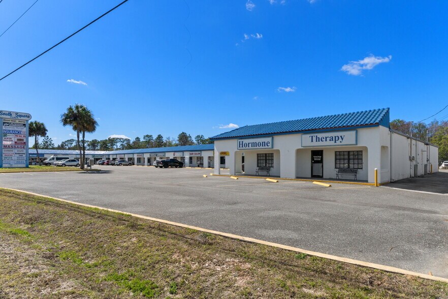More Photos Of 940 N Suncoast Blvd, Crystal River General Retail For Sale