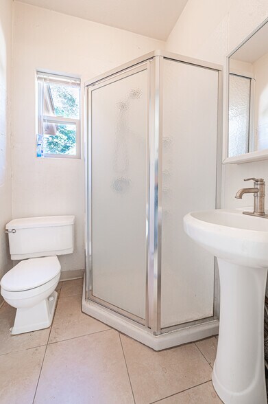 More Photos Of 629 Sinclair St, Reno Apartments For Sale