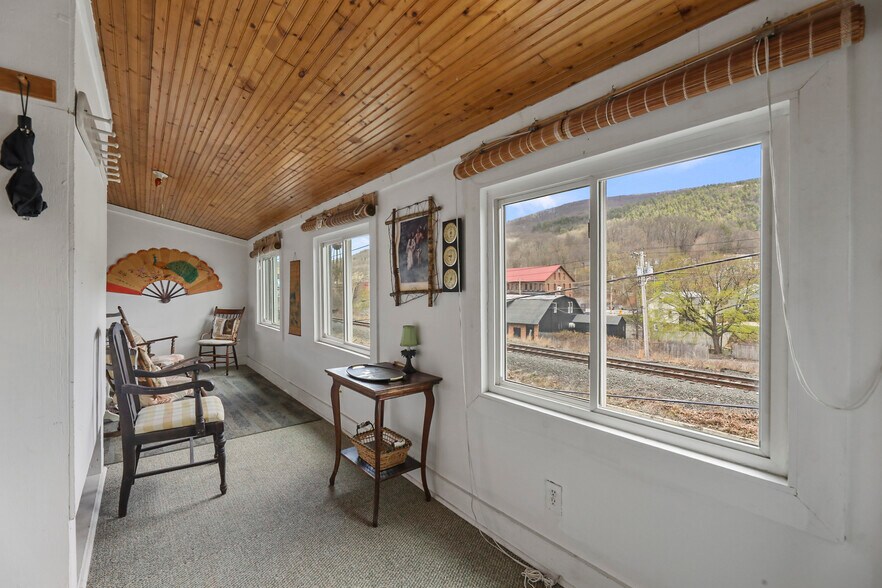 More Photos Of 133 Front St, Housatonic Apartments For Sale