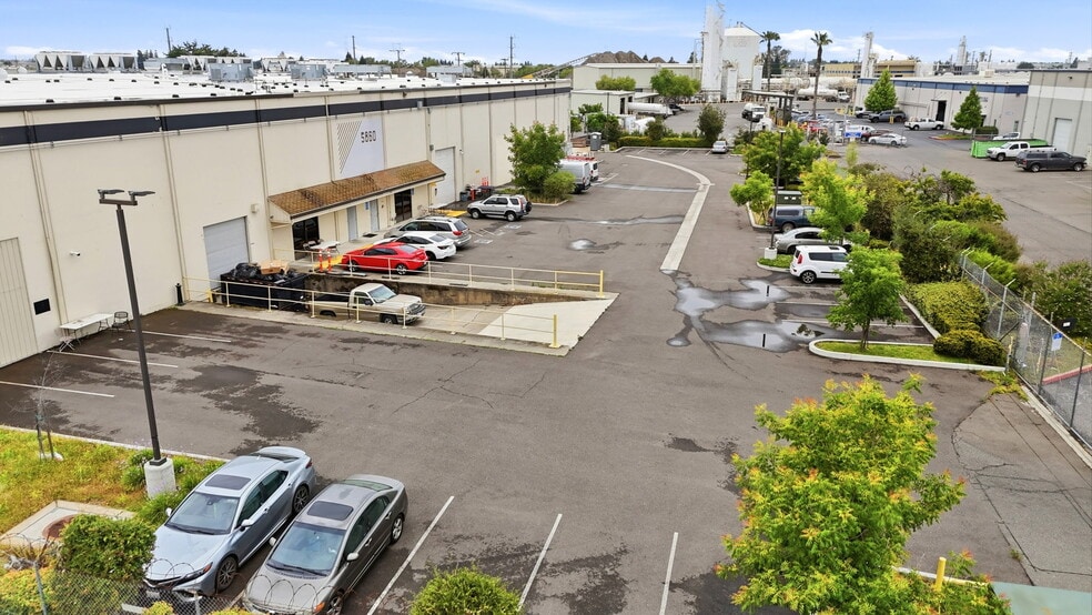 More Photos Of 5860 88th St, Sacramento Warehouse For Sale
