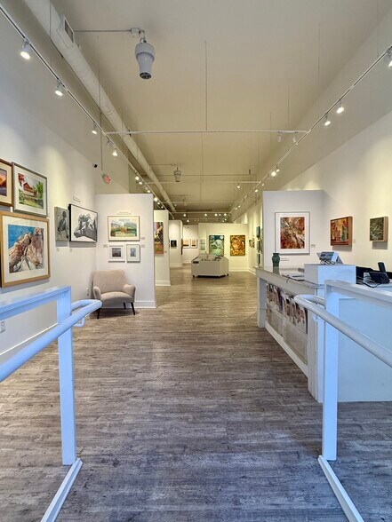 More Photos Of 22 Campbell Ave SE, Roanoke Storefront Retail Residential For Lease