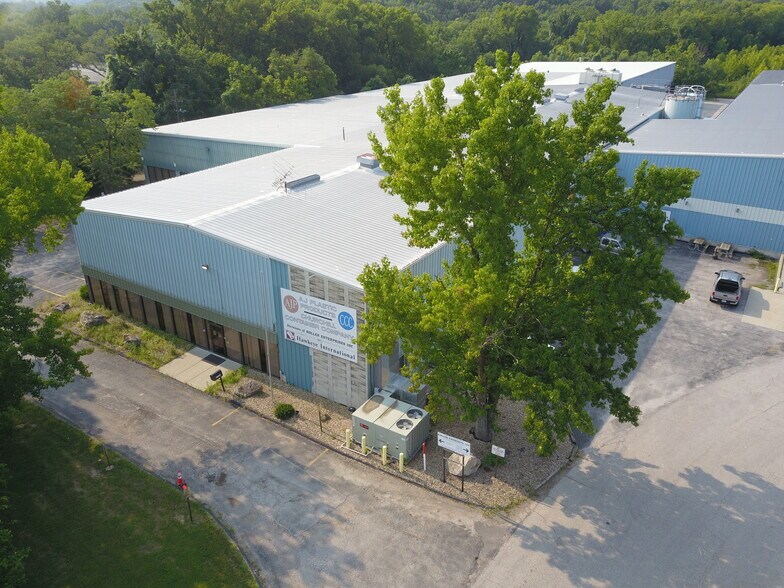 More Photos Of 19919 W Shawnee Mission Pky, Shawnee Manufacturing For Sale