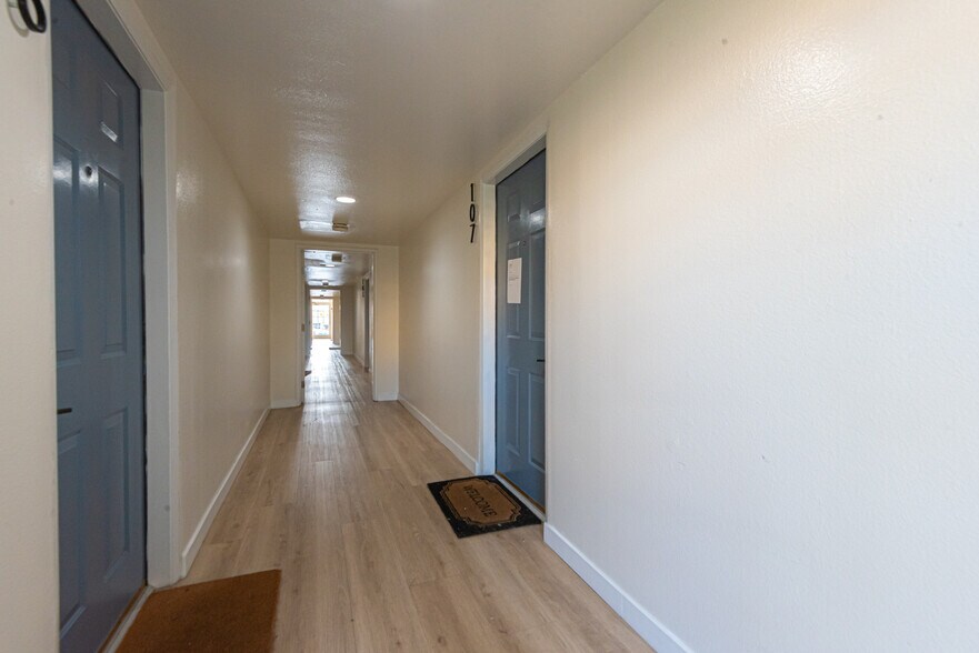 More Photos Of 1441 S Bedford St, Los Angeles Apartments For Sale