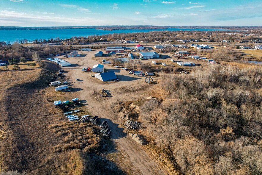 More Photos Of 1240 Randolph rd, Detroit Lakes Warehouse For Sale