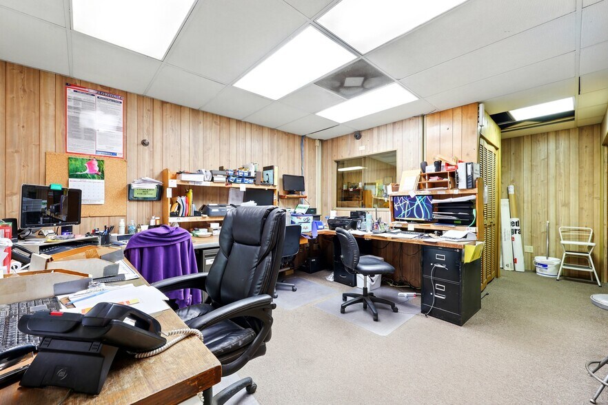 More Photos Of 110 N State Road 19, Palatka Auto Repair For Sale