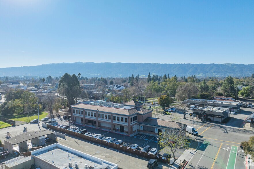 More Photos Of 900 Main St, Pleasanton Office For Lease
