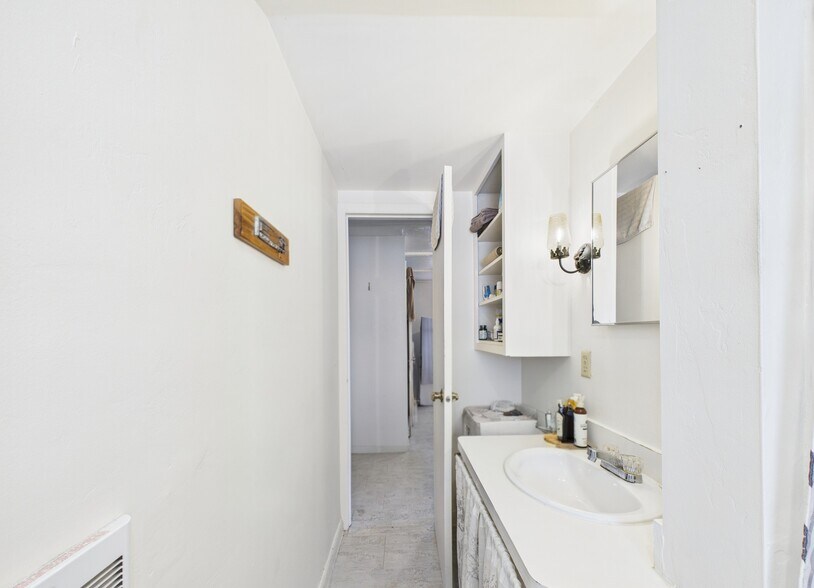 More Photos Of 6640 State Route 5 and 20, Bloomfield Manufacturing For Sale