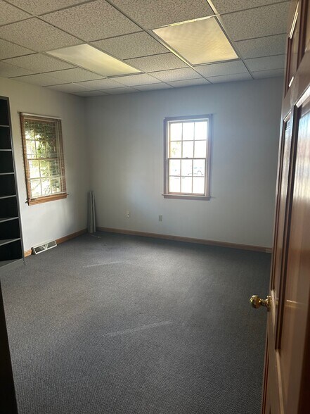 More Photos Of 151 W Genesee St, Lockport Loft Creative Space For Lease