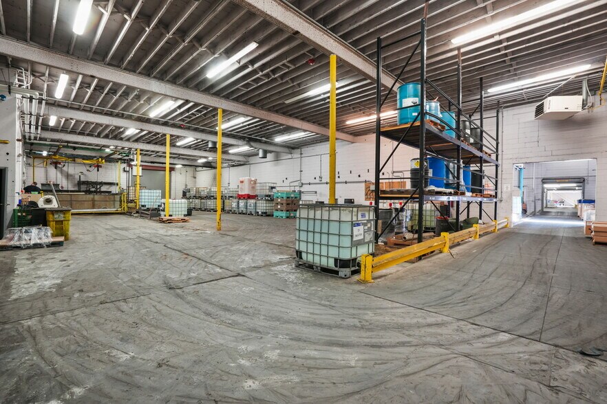 More Photos Of 1711 Woodland Ave, Columbus Warehouse For Lease