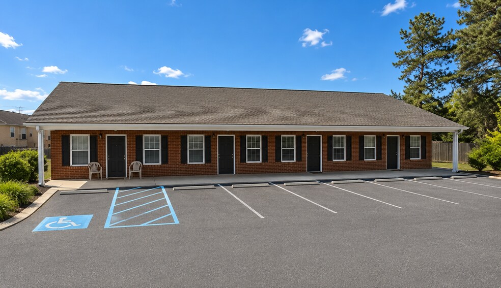 More Photos Of 18 Blossom Ln, Rossville Multifamily For Sale