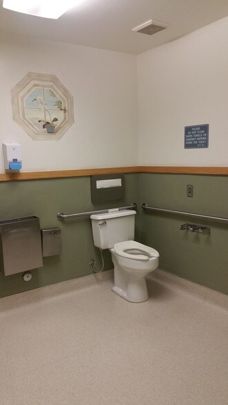 More Photos Of 500 Alamitos Ave, Long Beach Medical For Lease