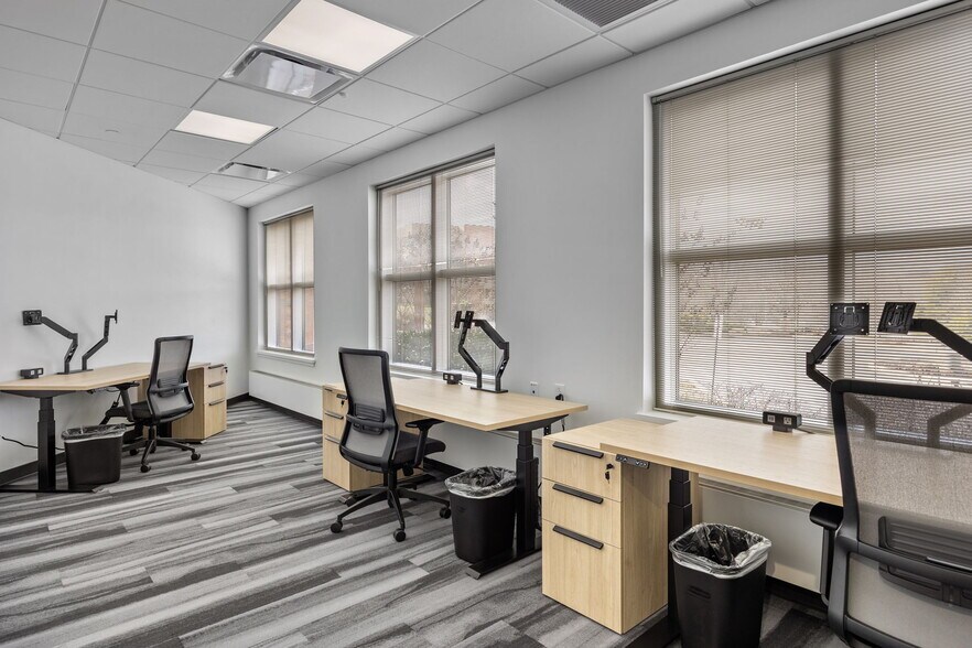 More Photos Of 1000 Northbrook Dr, Trevose Office For Sale