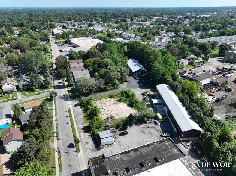 More Photos Of 528 Hollenbeck St, Rochester Industrial For Sale