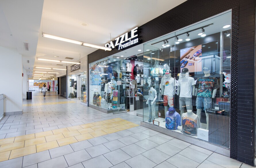 More Photos Of 2301-2401 Liberty Heights Ave, Baltimore Unknown For Lease