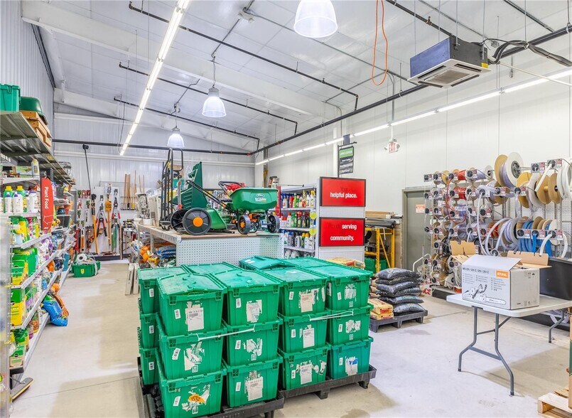 More Photos Of 11768 Narcoossee Rd, Orlando Freestanding For Lease