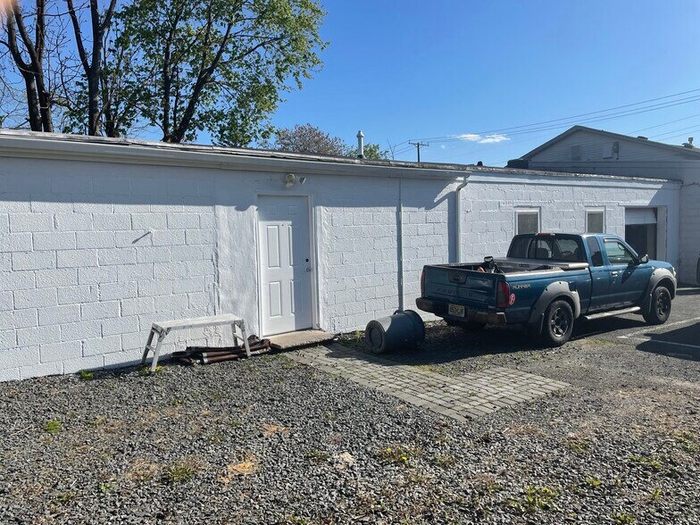 More Photos Of 403 State Route 35, Red Bank Office Residential For Lease