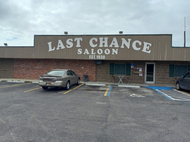 Primary Photo Of 35800 S Dixie Hwy, Florida City Restaurant For Sale