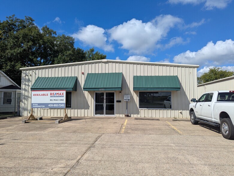 More Photos Of 5805 Old Dowlen Rd, Beaumont Warehouse For Lease