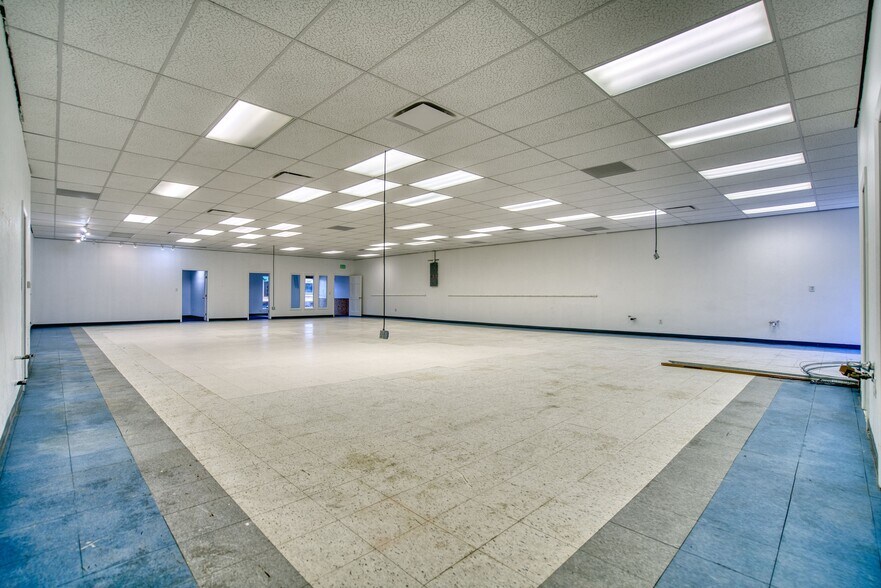 More Photos Of 2200 Central Ave, Boulder Manufacturing For Lease