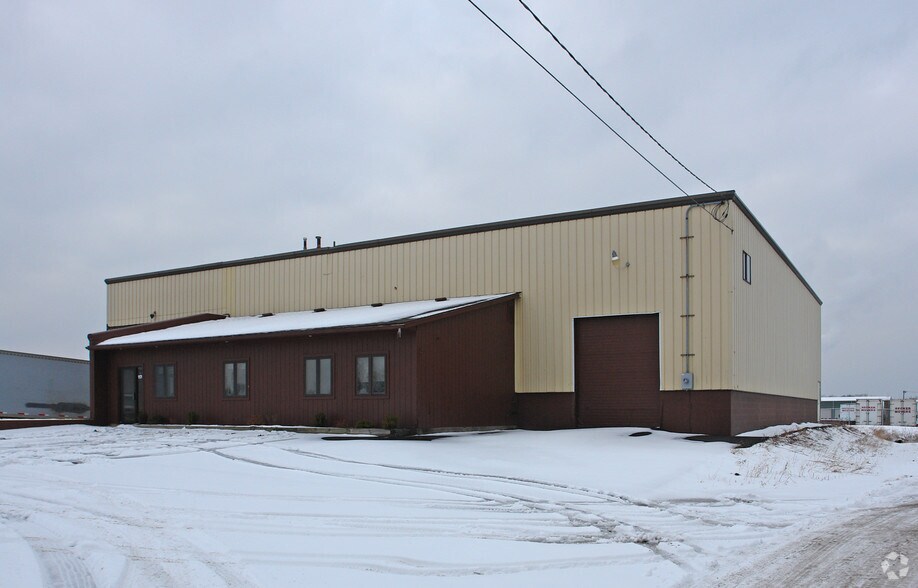 Primary Photo Of 1170 Lexington Ave, Rochester Warehouse For Lease