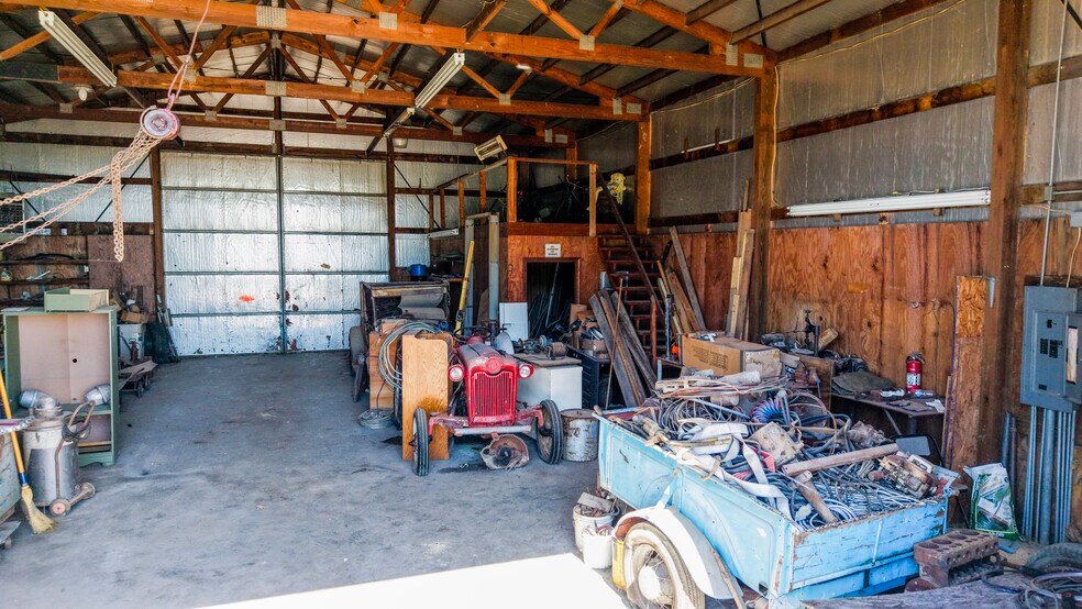 More Photos Of 20079 US-61, Sikeston Flex For Sale