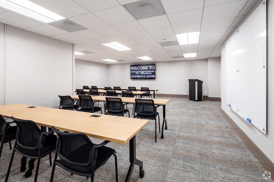 More Photos Of 260-270 Peachtree St NW, Atlanta Unknown For Lease