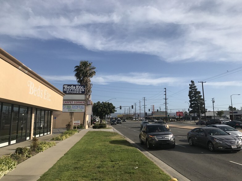 More Photos Of 18506-18516 Hawthorne Blvd, Torrance Storefront Retail Office For Lease